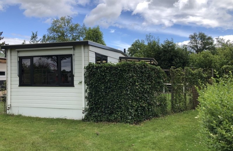 Caravan 4*++ A mit Klimaanlage | 2 Erwachsene und 2 Kinder (Blockhütte mit Etagenbett)