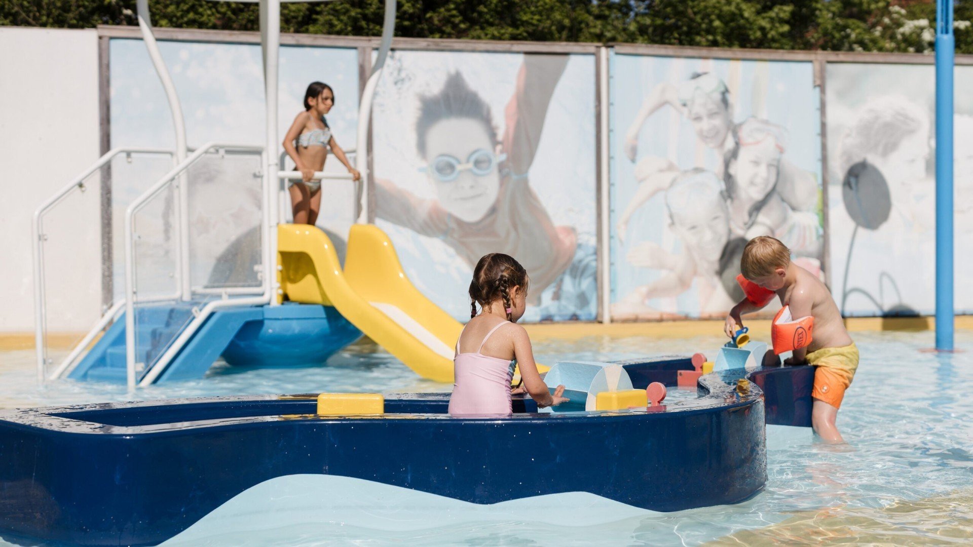 Planschen im Schwimmbad
